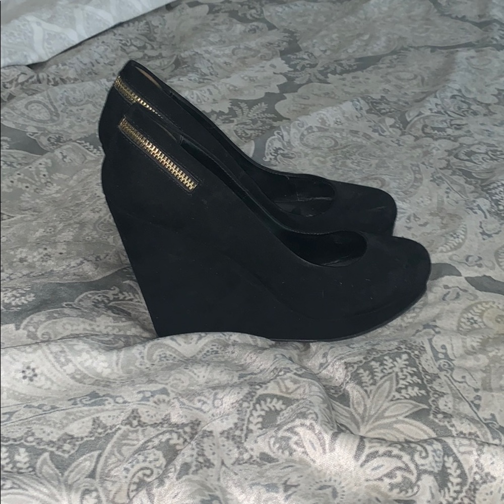 Suede Wedges size 8